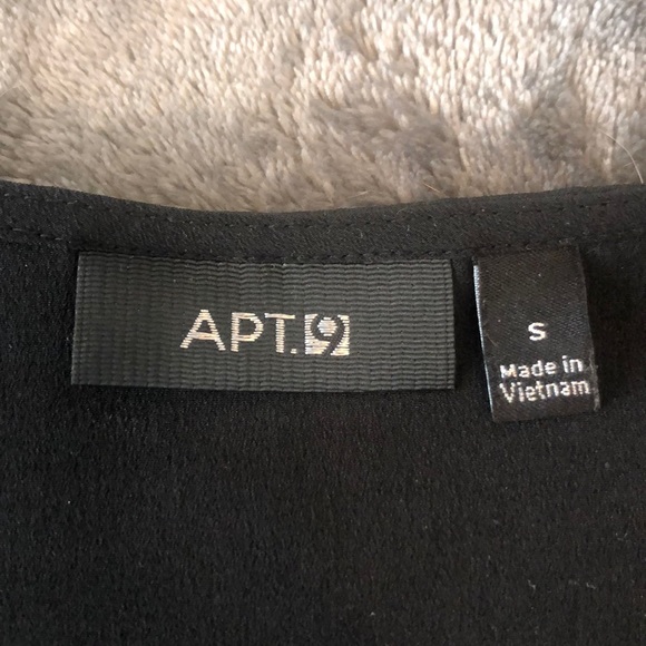 Black Ruffle Tank - Picture 5 of 7